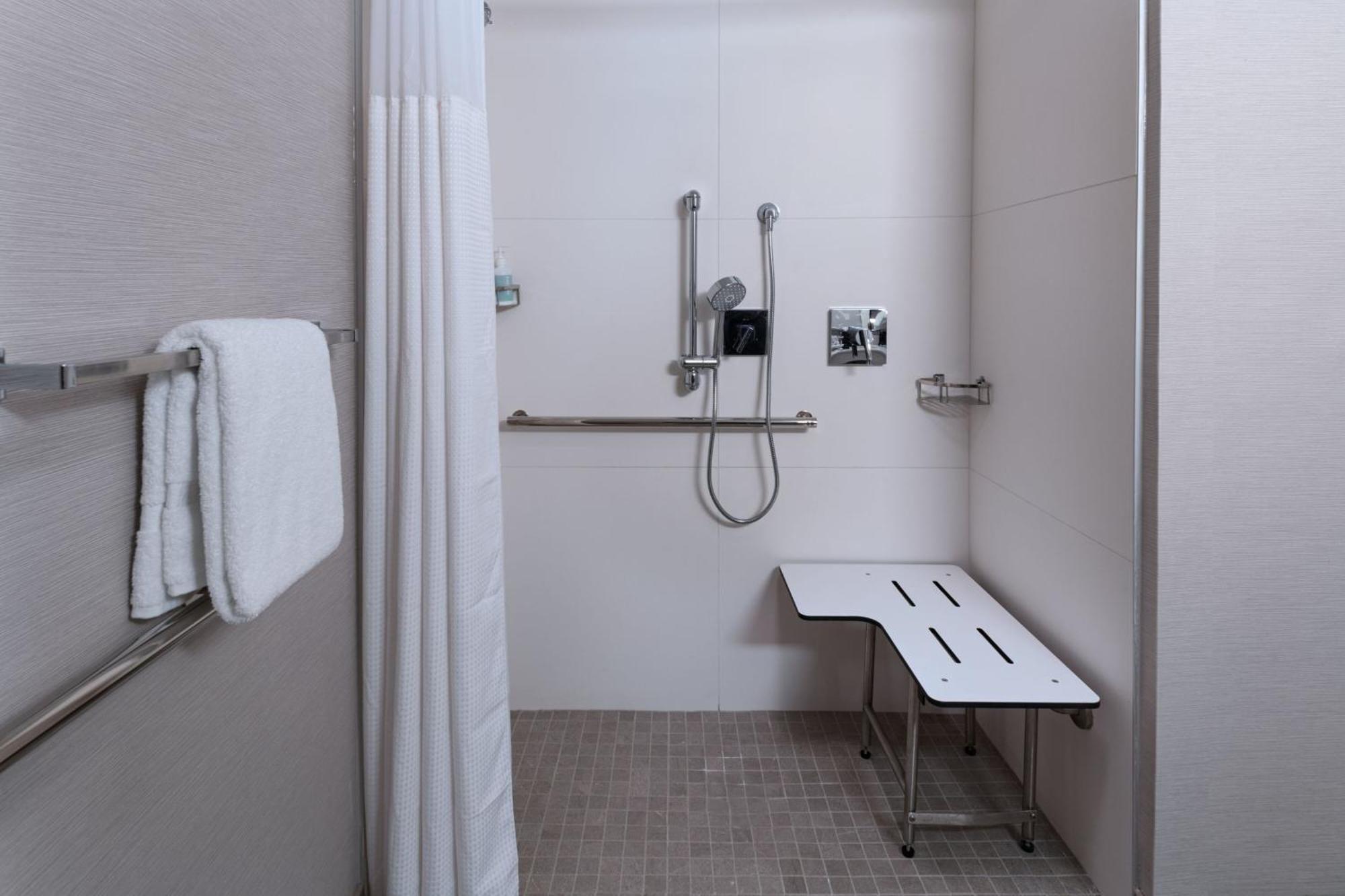 Courtyard By Marriott Dallas Richardson At Spring Valley Luaran gambar