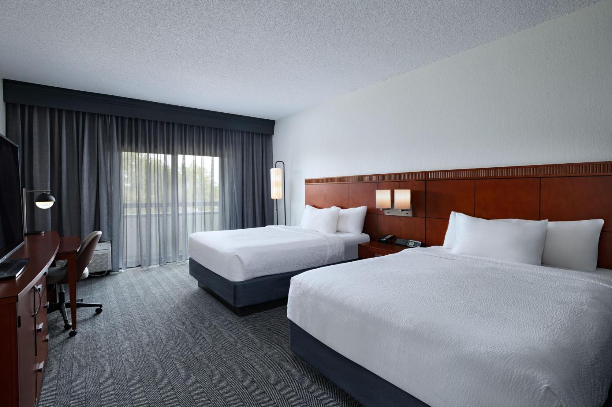 Courtyard By Marriott Dallas Richardson At Spring Valley Luaran gambar
