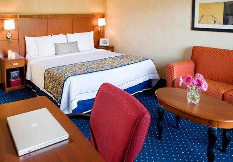 Courtyard By Marriott Dallas Richardson At Spring Valley Luaran gambar